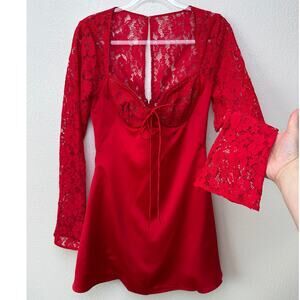 NWT House of CB Jennica Red Lace Sleeve Bustier Satin Mini Dress M